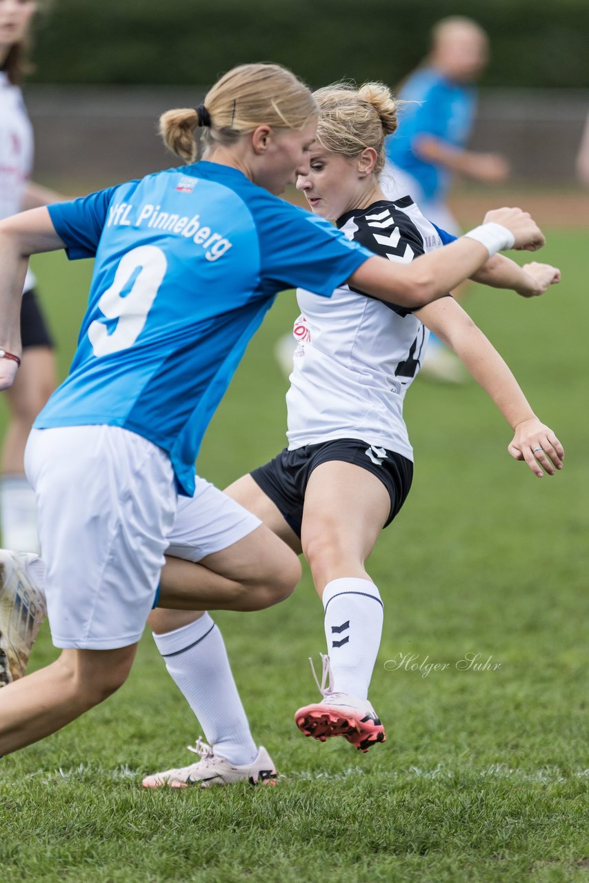 Bild 311 - wBJ VfL Pinneberg - Germania Schnelsen : Ergebnis: 15:1